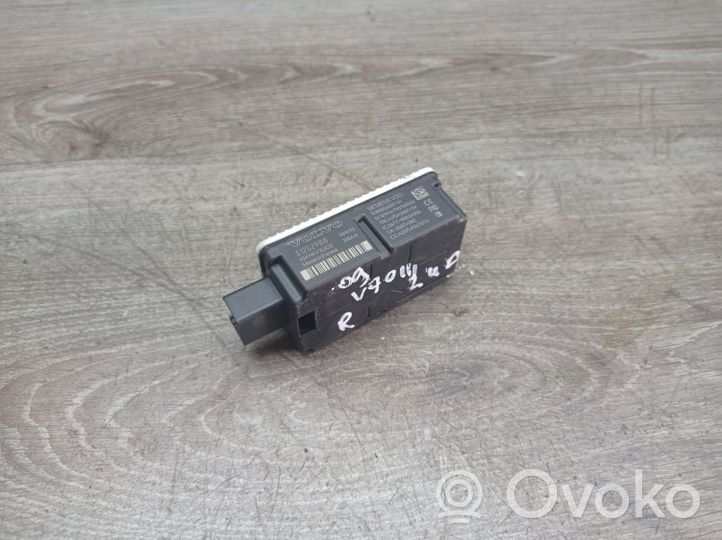 Volvo V70 Door central lock control unit/module 