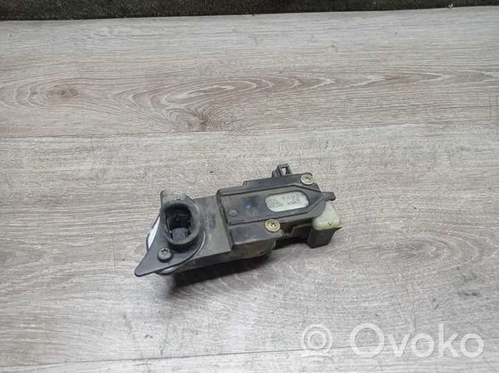 Volvo V50 Fuel tank cap lock 