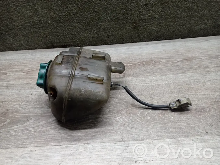 Volvo V70 Vase d'expansion / réservoir de liquide de refroidissement 