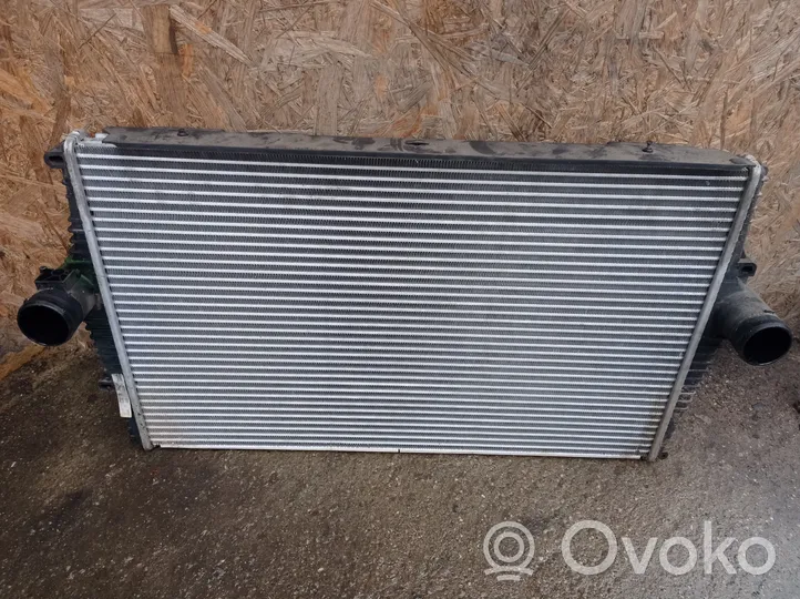 Volvo V70 Välijäähdyttimen jäähdytin 
