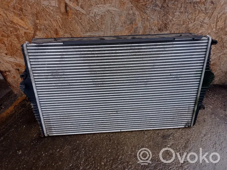 Volvo V70 Радиатор интеркулера 