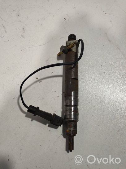 Volkswagen Vento Injecteur de carburant 028130201J