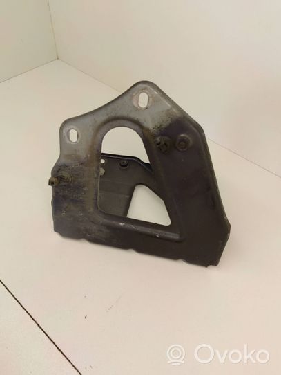 Audi A6 S6 C6 4F Supporto di montaggio del parafango 4F0821135