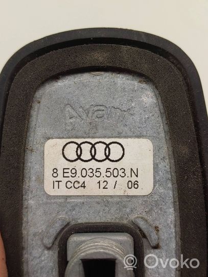 Audi A4 S4 B7 8E 8H Radio antena 8E9035503N