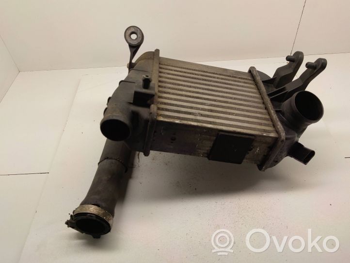 Audi A4 S4 B7 8E 8H Chłodnica powietrza doładowującego / Intercooler 8E0145805R