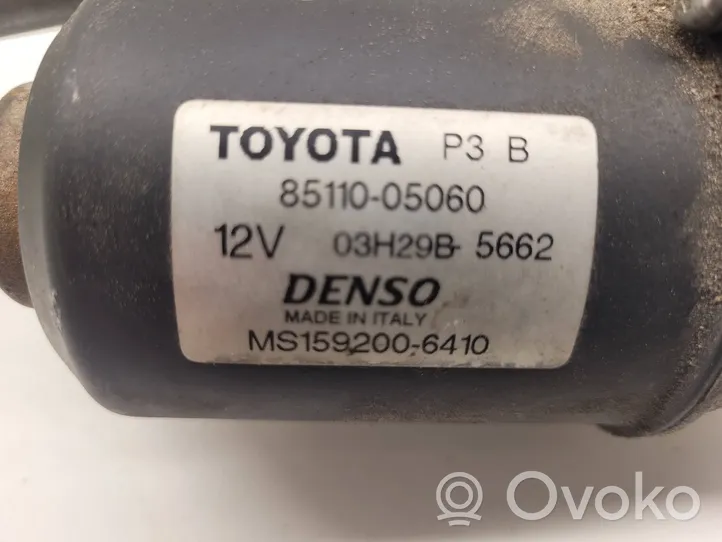 Toyota Avensis T250 Motor del limpiaparabrisas 8511005060