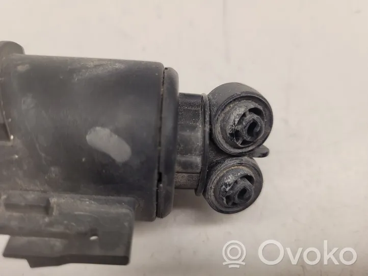 Audi A4 S4 B8 8K Headlight washer spray nozzle 8T0955101A