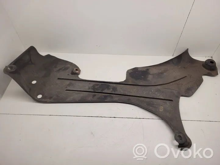 Audi A4 S4 B7 8E 8H Protezione inferiore del serbatoio del carburante 8E0825219F