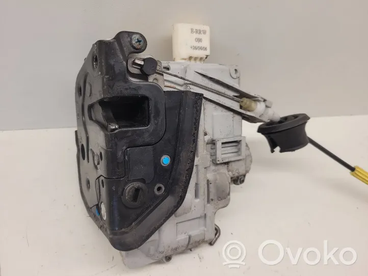 Audi A6 S6 C6 4F Rear door lock 4F0839016