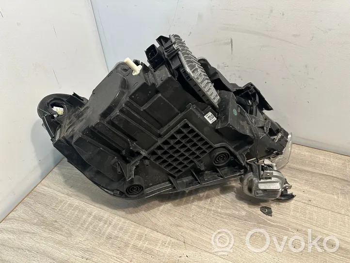 BMW X2 F39 Phare frontale 7420433