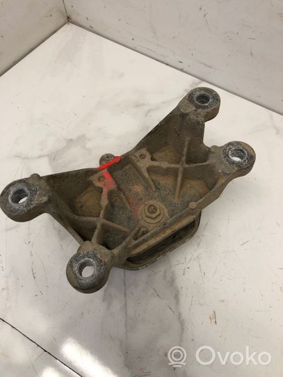 Audi A4 S4 B8 8K Supporto della scatola del cambio 8K0399151