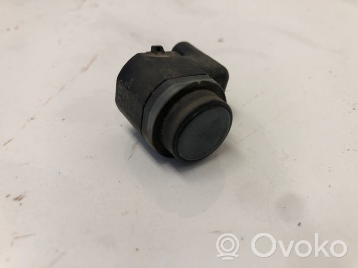 Audi A5 8T 8F Support de capteur de stationnement arrière PDC 420919275