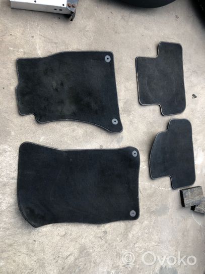 Audi A4 S4 B8 8K Kit tapis de sol auto Kilime