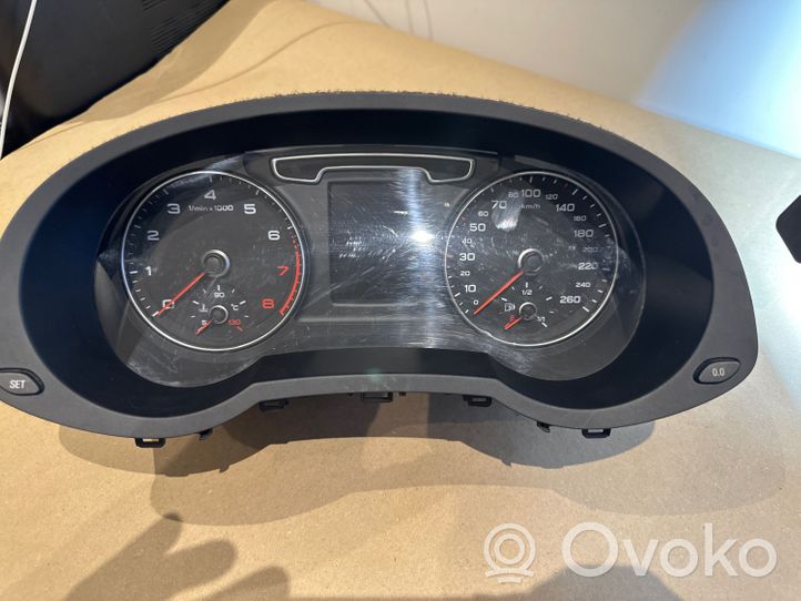 Audi Q3 8U Spidometrs (instrumentu panelī) 8U0920940D