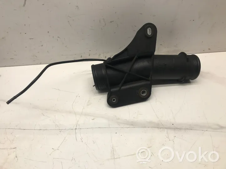 Audi A5 8T 8F Thermostat / Thermostatgehäuse 8K0145673E