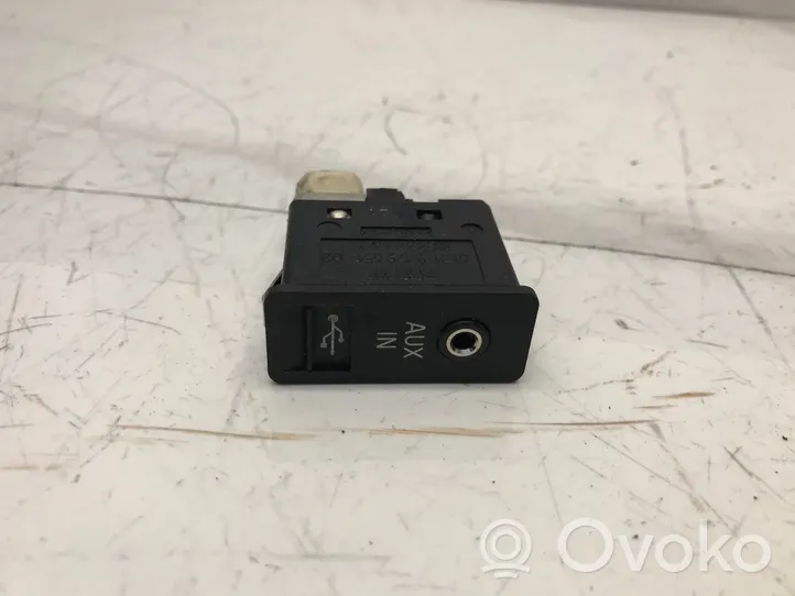 BMW 5 F10 F11 AUX in-socket connector 9129651