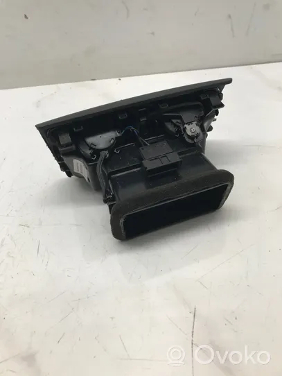 Audi A4 S4 B8 8K Задняя воздушная решётка 8K0819203E