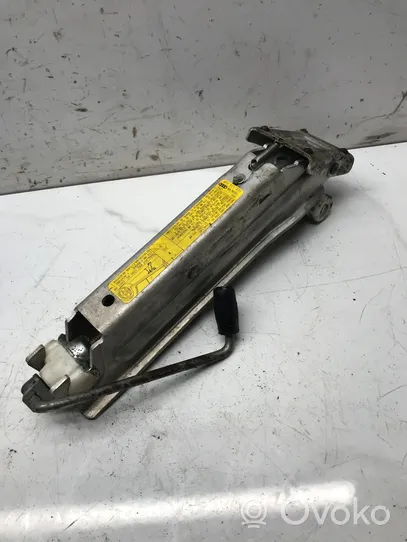 Audi A6 S6 C6 4F Lift Jack 4F0011031