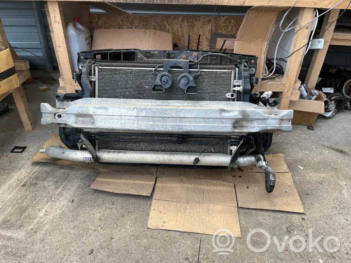 Audi A6 S6 C6 4F Radiatorių komplektas 4B0010157D