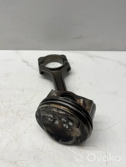 Audi A4 S4 B8 8K Piston with connecting rod 