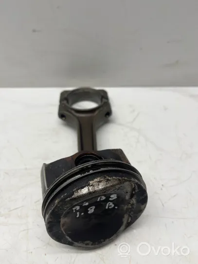 Audi A4 S4 B8 8K Piston with connecting rod 