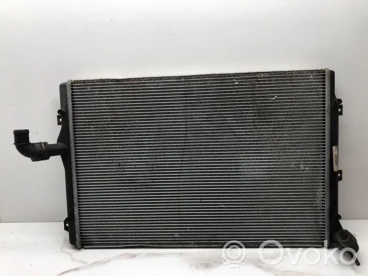 Volkswagen PASSAT B6 Radiateur de refroidissement 3C0121253K