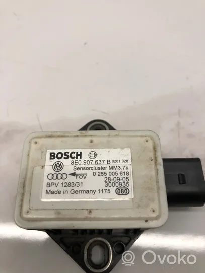 Audi A4 S4 B7 8E 8H Czujnik przyspieszenia ESP 8E0907637B