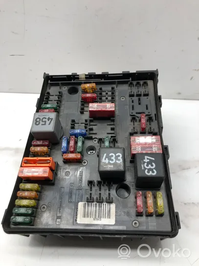 Audi A3 S3 8P Fuse module 1K0937124K