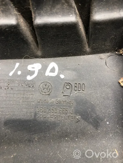 Volkswagen PASSAT B5.5 Verkleidung Nebelscheinwerfer / Gitter vorne 3B0853665J