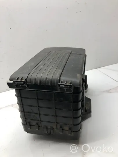 Volkswagen Golf V Batteriekasten 1K0915333C