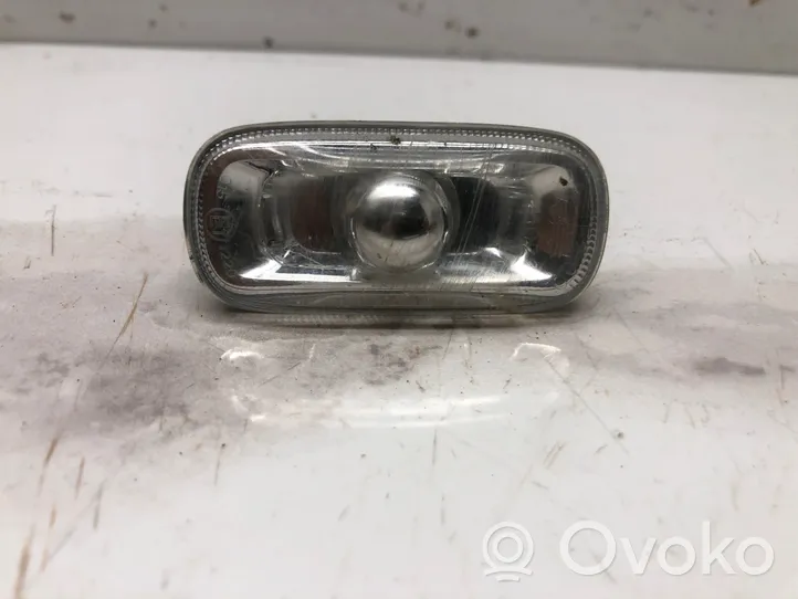 Audi A4 S4 B6 8E 8H Front fender indicator light 8E0949127