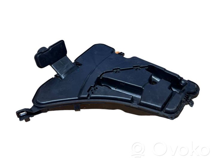 BMW 5 G30 G31 Réservoir de liquide lave-glace 7388944