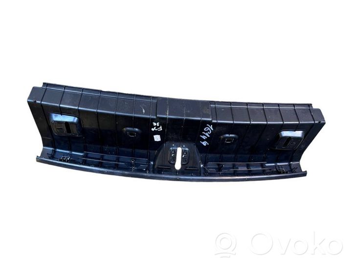 BMW 3 F30 F35 F31 Bagažinės slenksčio apdaila 7221868