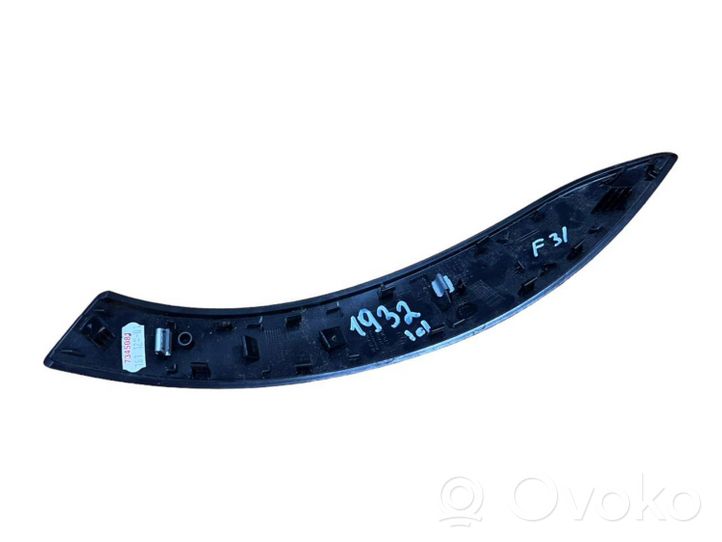 BMW 3 F30 F35 F31 Barra di rivestimento della portiera anteriore 7260085