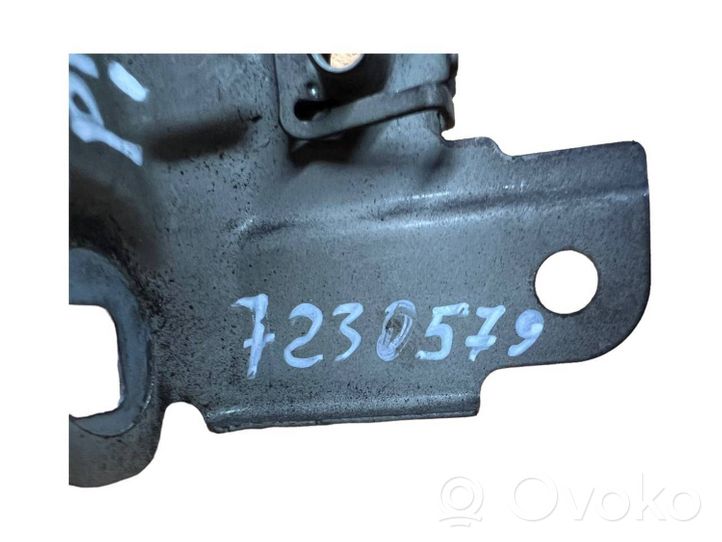 BMW 6 F12 F13 Supporto di montaggio del parafango 7230579