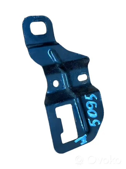 BMW 5 F10 F11 Support réservoir de fluide AdBlue 16197361012