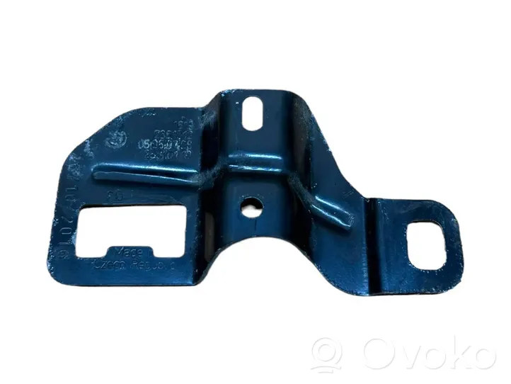 BMW 5 F10 F11 Support réservoir de fluide AdBlue 16197361012