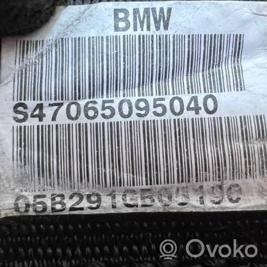 BMW 5 E60 E61 Saugos diržas galinis 7065095