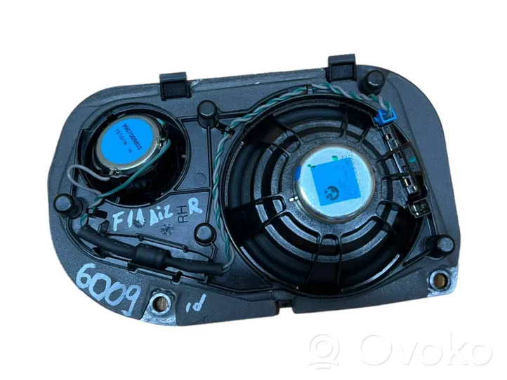 BMW 5 F10 F11 Altavoz de la puerta trasera 65139239146