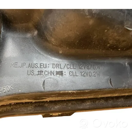 Toyota Land Cruiser (J200) Lampa przednia 3740079075