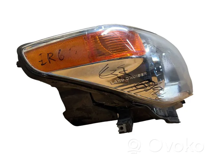 Toyota Land Cruiser (J200) Lampa przednia 3740079075