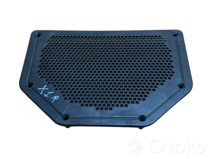 BMW X1 E84 Subwoofer-bassoelementin etusäleikkö/lista 6925328