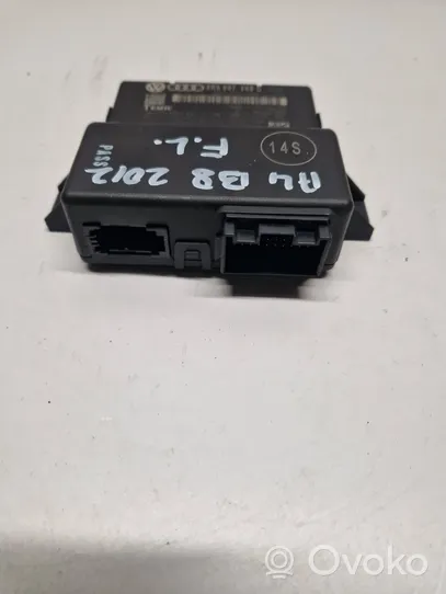 Audi A4 S4 B8 8K Gateway control module 8R0907468C