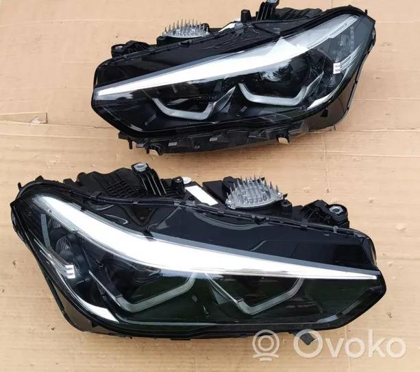 BMW X5 G05 Lot de 2 lampes frontales / phare 9481788