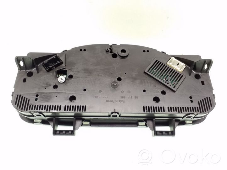 Mercedes-Benz Sprinter W901 W902 W903 W904 Speedometer (instrument cluster) A0004467121