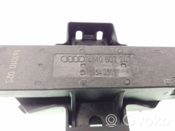 Audi Q7 4M Antena wewnętrzna 4M0907247