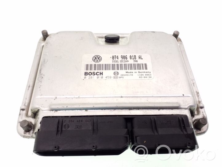 Volkswagen Transporter - Caravelle T4 Sterownik / Moduł ECU 074906018AL