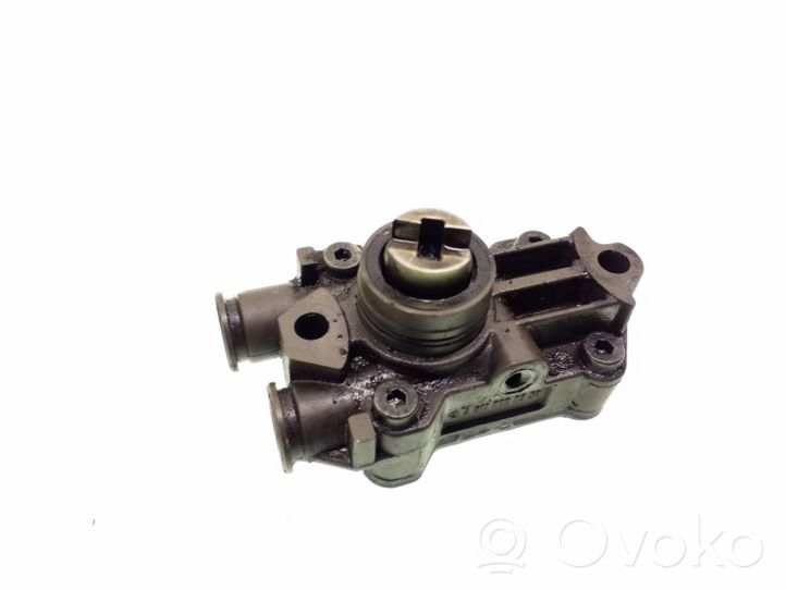 Mercedes-Benz Vito Viano W638 Pompe d'injection de carburant à haute pression A6110900350