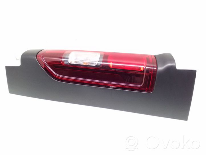 Opel Vivaro Luci posteriori 93450958