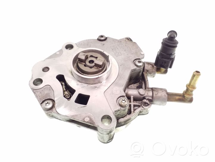 Land Rover Discovery 4 - LR4 Alipainepumppu 9H2Q2A451BD